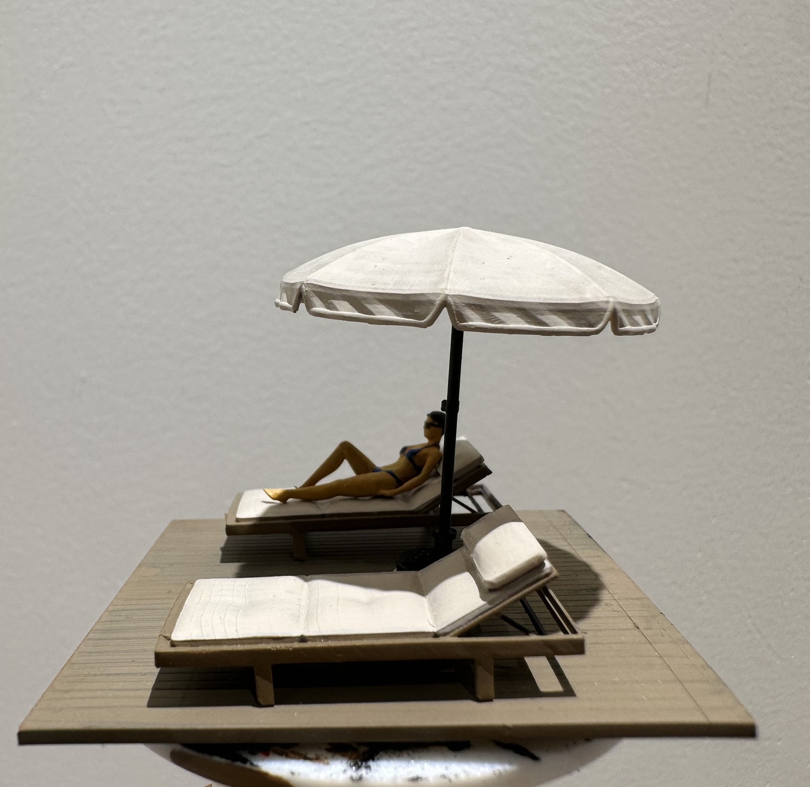 Diorama 1/64 Sun Bathing Micro - Tech Table Accessories recension och pris